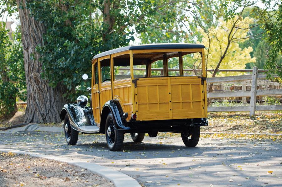  Ford V8 DeLuxe Station Wagon 1933 года  (фото 23 из 47)